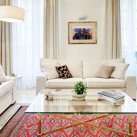 Apartment Colonnes De Buren