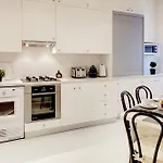 Appartement Colonnes De Buren